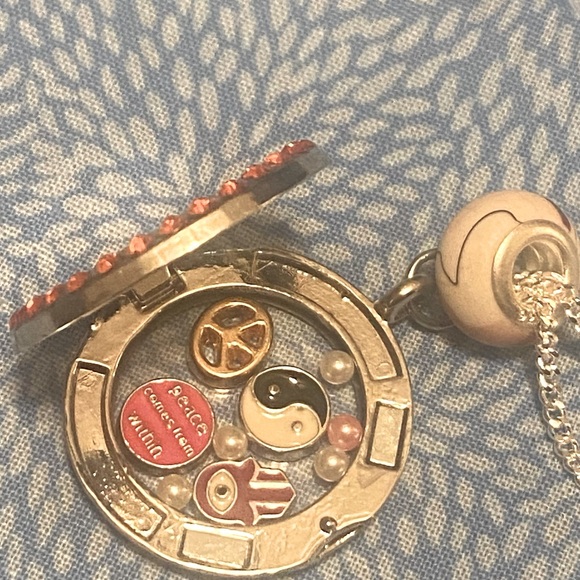 PEACE KARMA boutique charm circle locket pendant necklace + FREE CHARM EXTRAS! - Picture 3 of 4